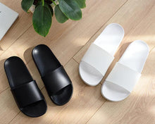 Load image into Gallery viewer, Summer Home Men Slippers